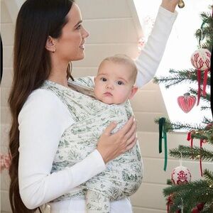 Solly Baby Green Winter Toile Wrap